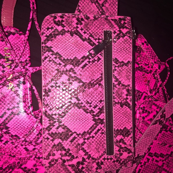 Purse - Picture 3 of 3